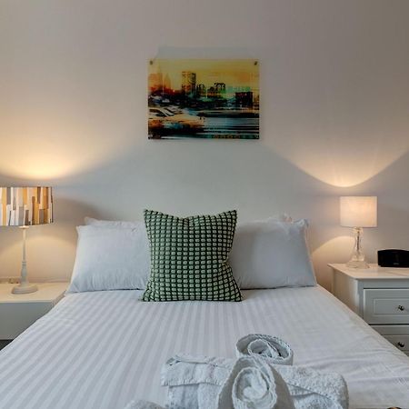 Lillies House Villa Oxford Luaran gambar